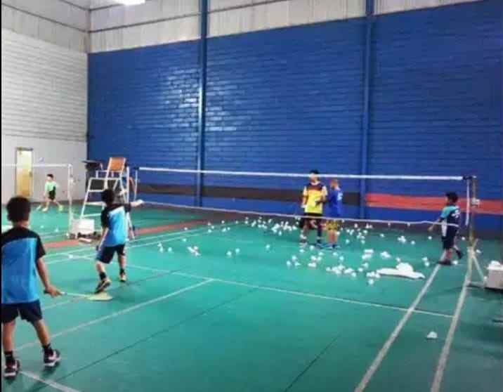 dijual rumah grand sharon cluster