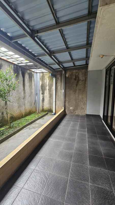 dijual rumah greenwoods pamulang 8 jl