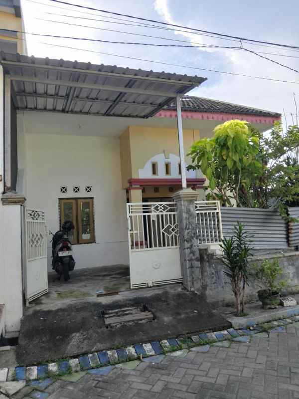 dijual rumah griya benowo indah