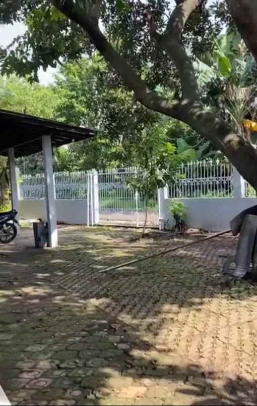 dijual rumah hitung tanah kawasan beji depok