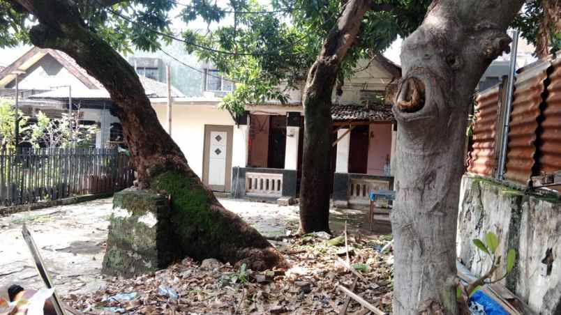 dijual rumah hitung tanah nol jalan raya kedung sroko