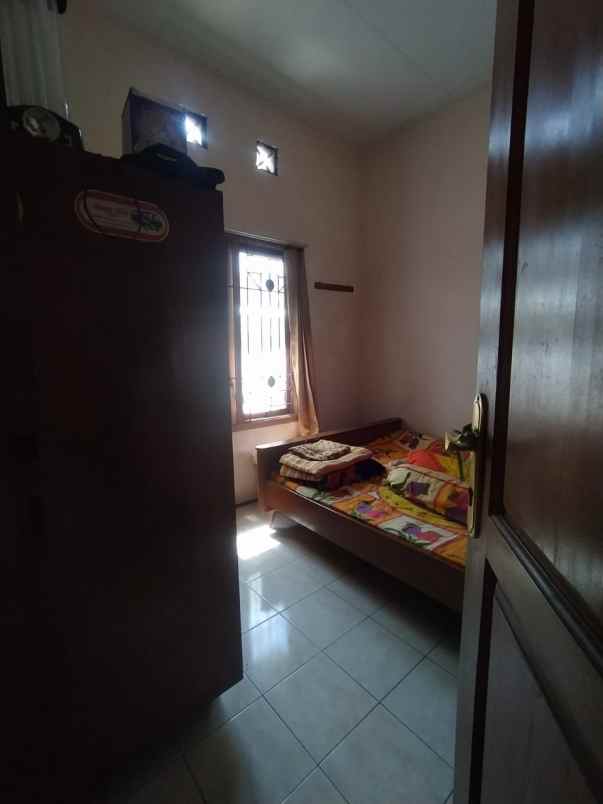 dijual rumah hook lokasi strategis di sulfat malang