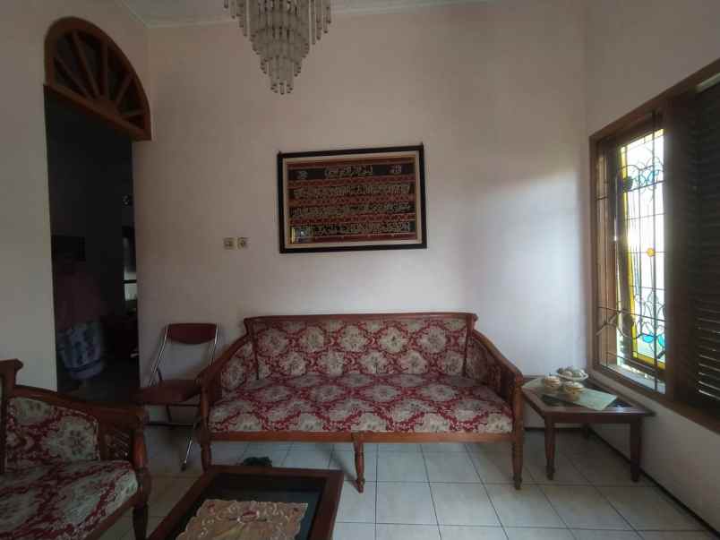 dijual rumah hook lokasi strategis di sulfat malang