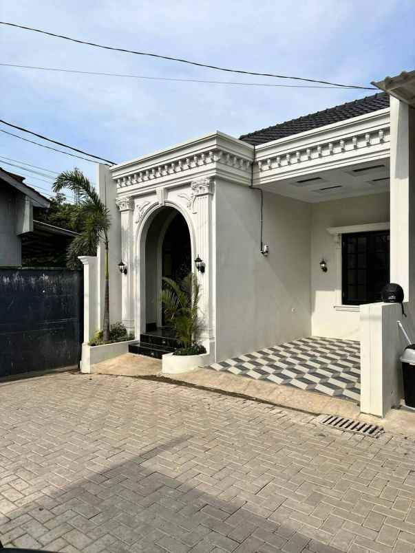 dijual rumah jagakarsa