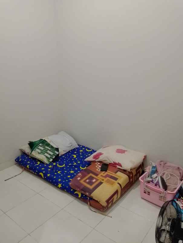 dijual rumah jakasetia