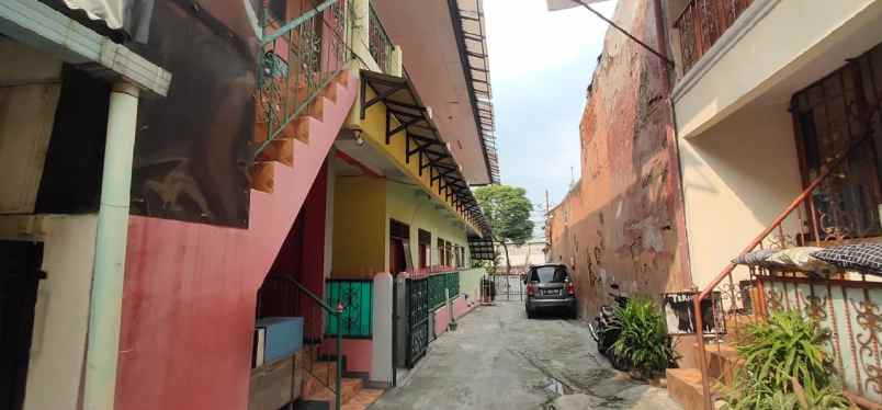 dijual rumah jalan cikoko timur raya no