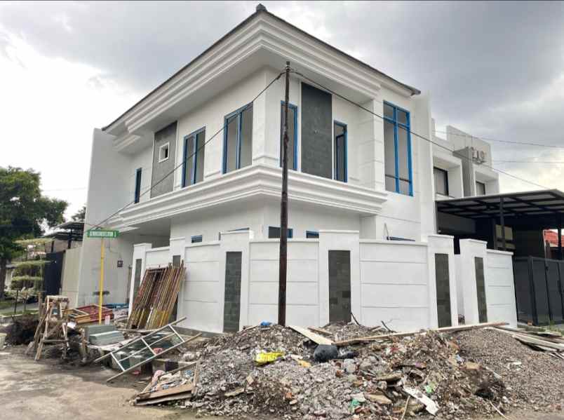 dijual rumah jalan jemursari selatan