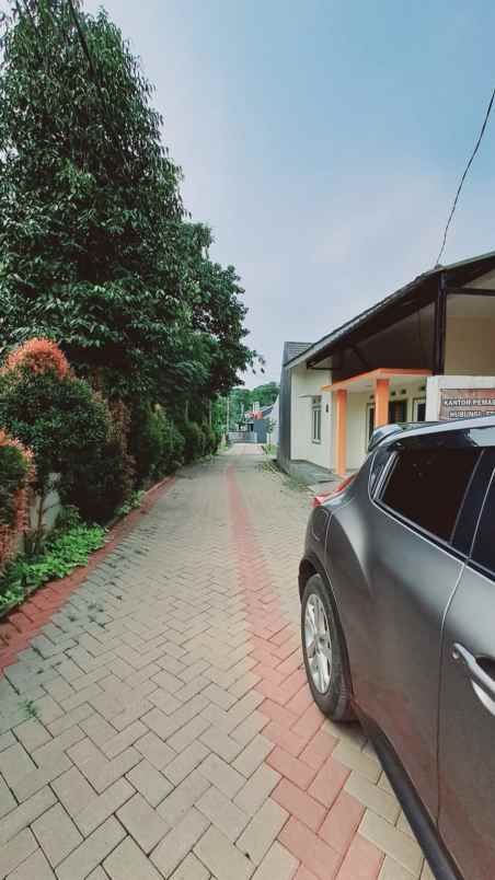 dijual rumah jalan komplek perumahan