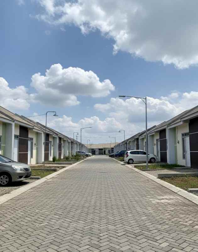 dijual rumah jalan letjend sutoyo jember