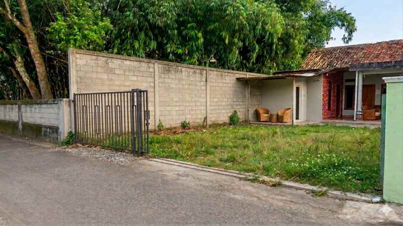 dijual rumah jalan ngumbul raya