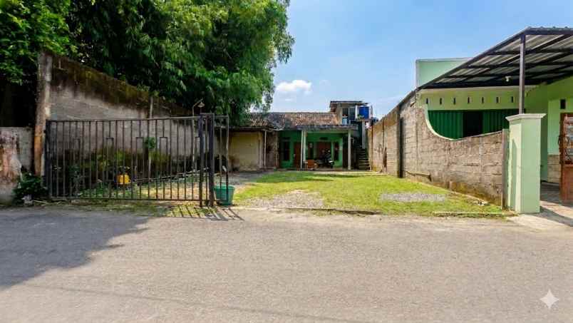 dijual rumah jalan ngumbul raya