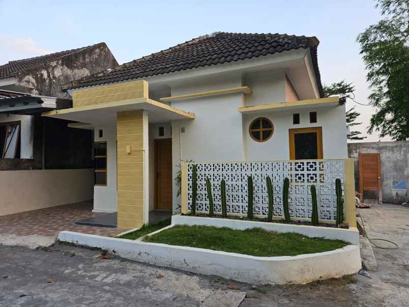 dijual rumah jalan palagan km 9 sleman