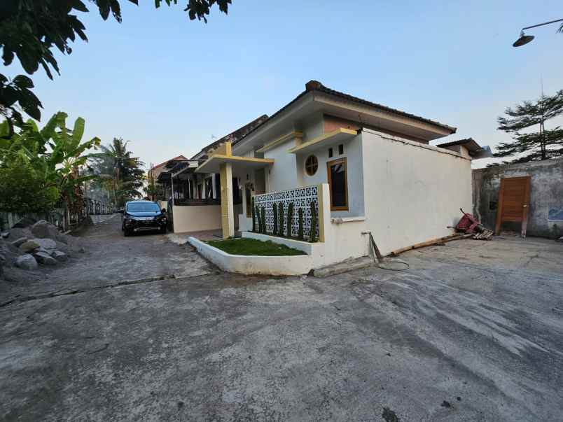 dijual rumah jalan palagan km 9 sleman