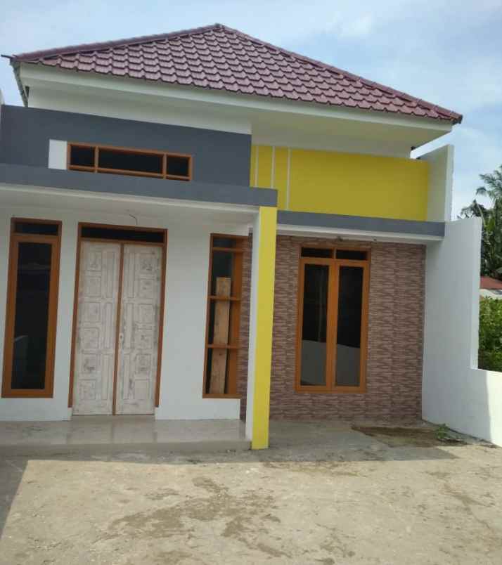 dijual rumah jalan pendidikan 3 gg