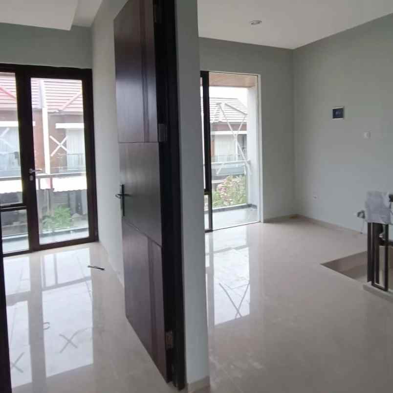 dijual rumah jalan raya bintaro 5 km ke