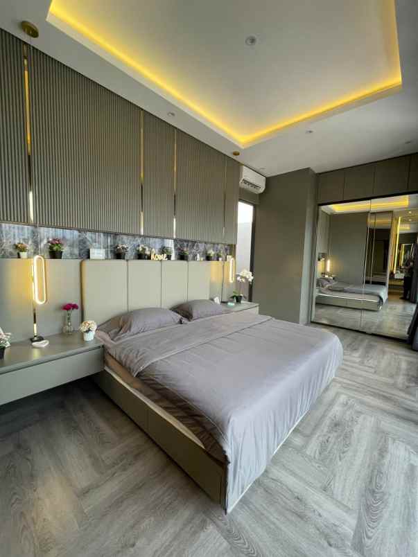 dijual rumah jalan raya pahlawan rempoa