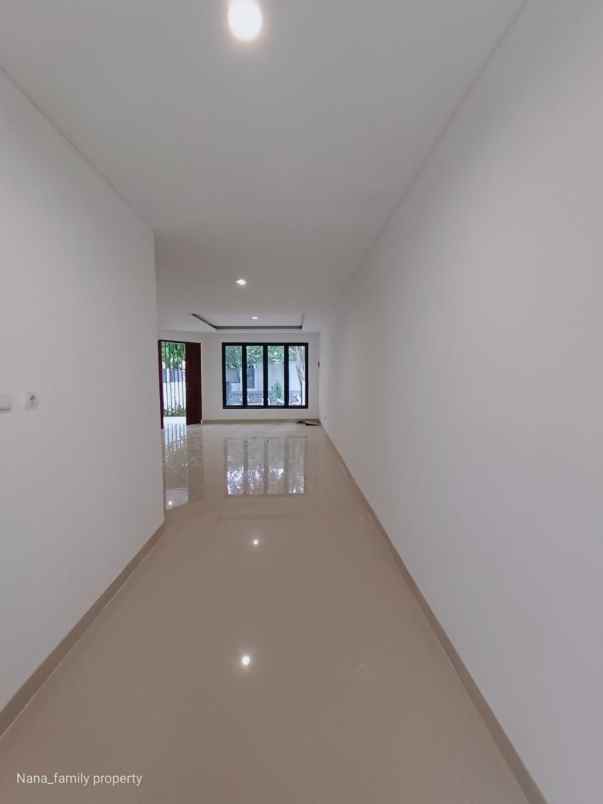 dijual rumah jalan raya pondok ranji