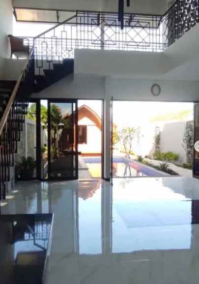 dijual rumah jalan raya sleman yogyakarta