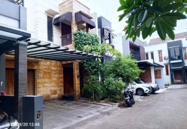 dijual rumah jalan siaga no 25 pejaten