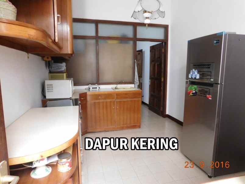 dijual rumah jalan sultan agung