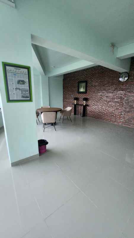 dijual rumah jalan sumatera