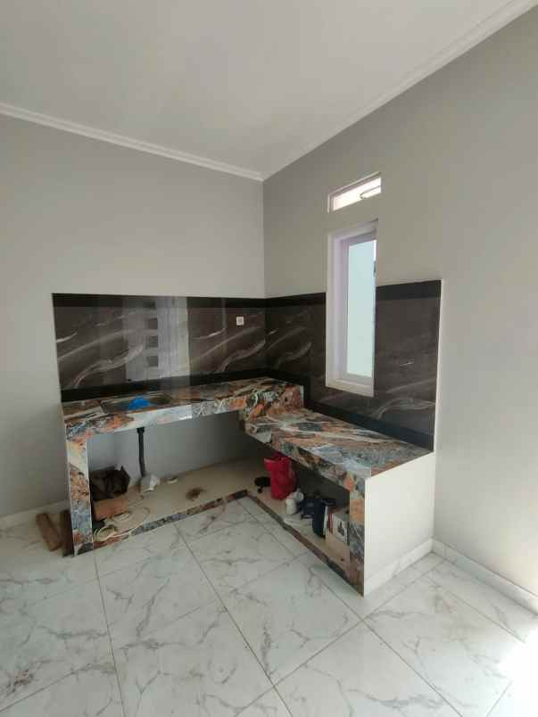 dijual rumah jatiasih bekasi