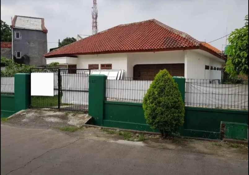 dijual rumah jatiwaringin asri