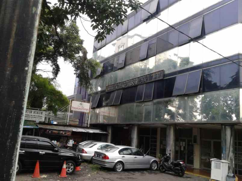 dijual rumah jatiwaringin asri
