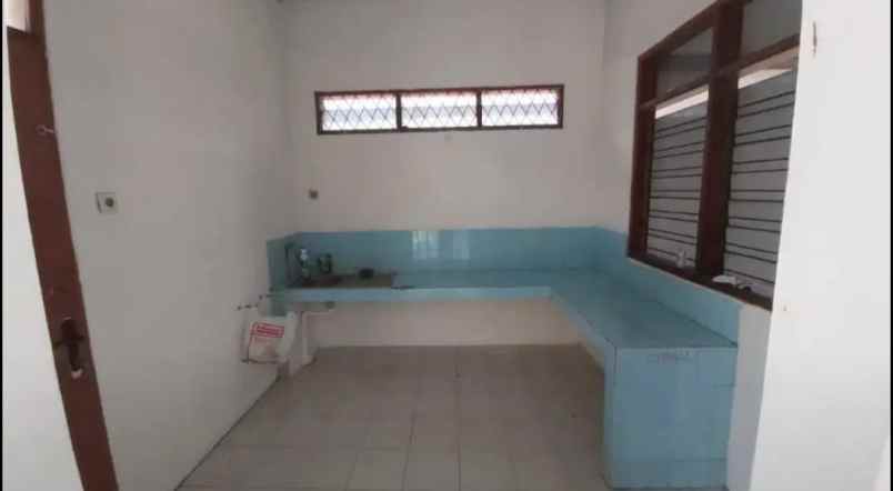 dijual rumah jatiwaringin asri