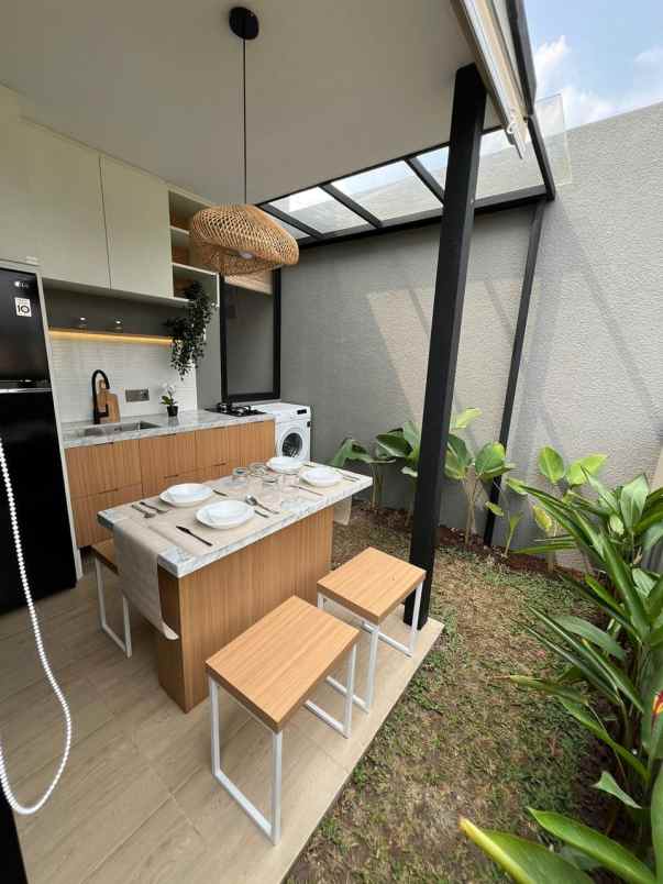 dijual rumah jl atang senjayano208