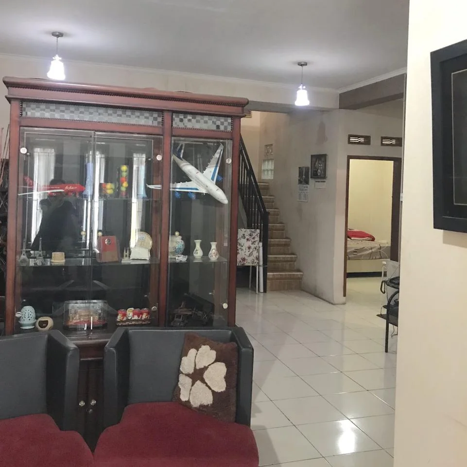 dijual rumah jl batu indah