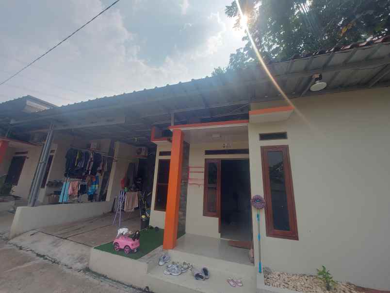 dijual rumah jl cagar alam pancoran mas