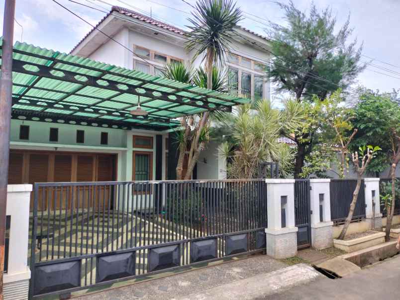 dijual rumah jl ceger