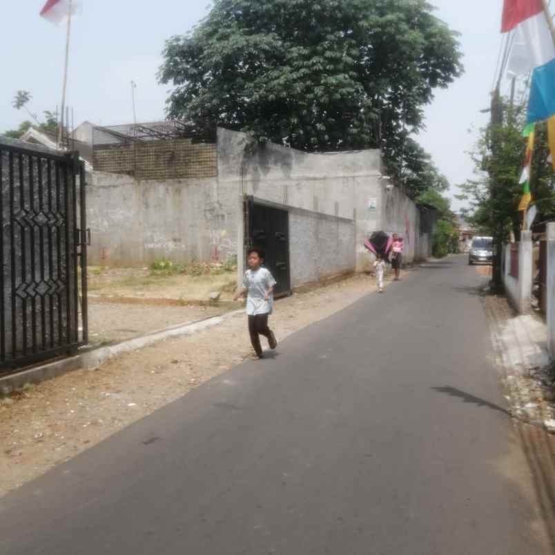 dijual rumah jl cibubur ciracas jakarta