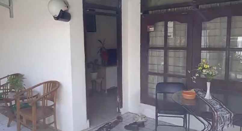 dijual rumah jl cigadung dago