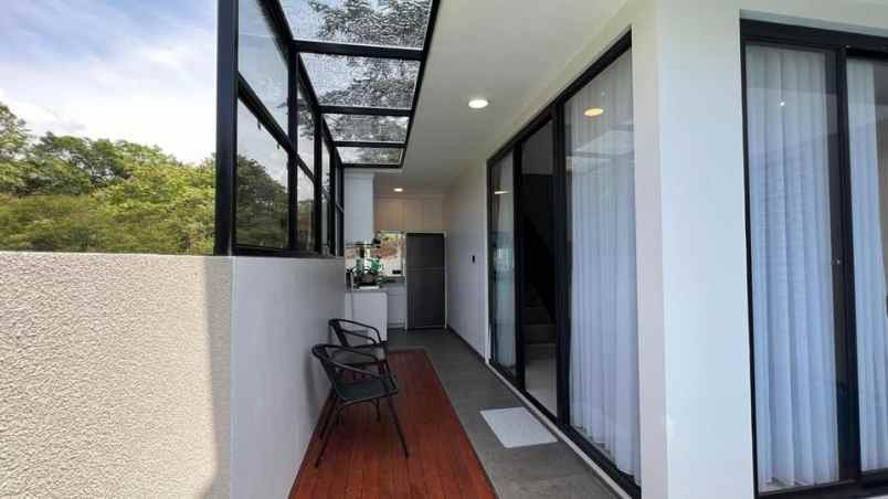 dijual rumah jl cisitu dago bandung