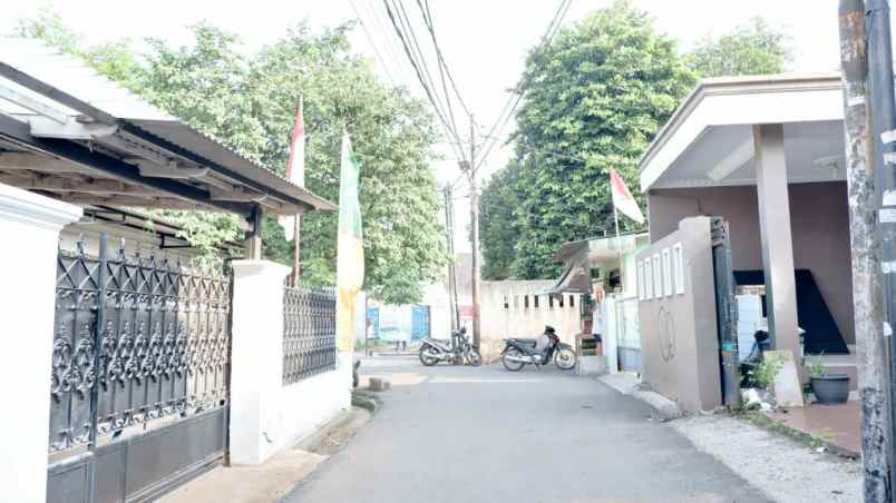 dijual rumah jl duri bulan condet