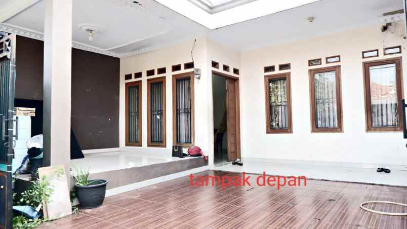 dijual rumah jl duri bulan condet