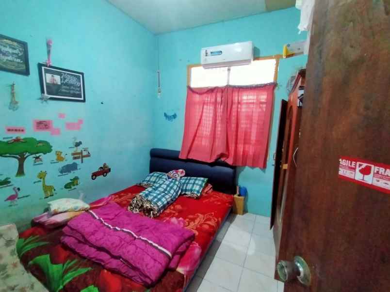 dijual rumah jl h risan