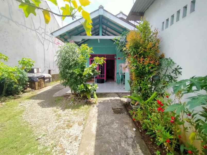 dijual rumah jl h risan