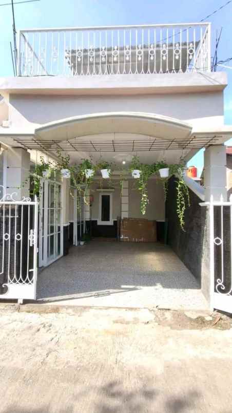 dijual rumah jl imogiri timur