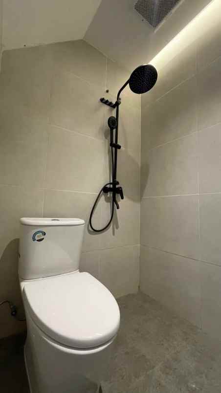 dijual rumah jl kaliurang km 11