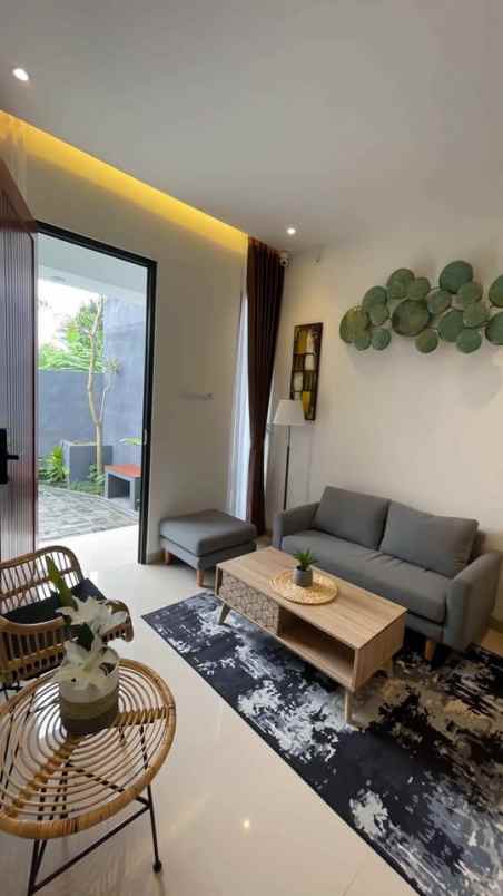 dijual rumah jl kaliurang km 11