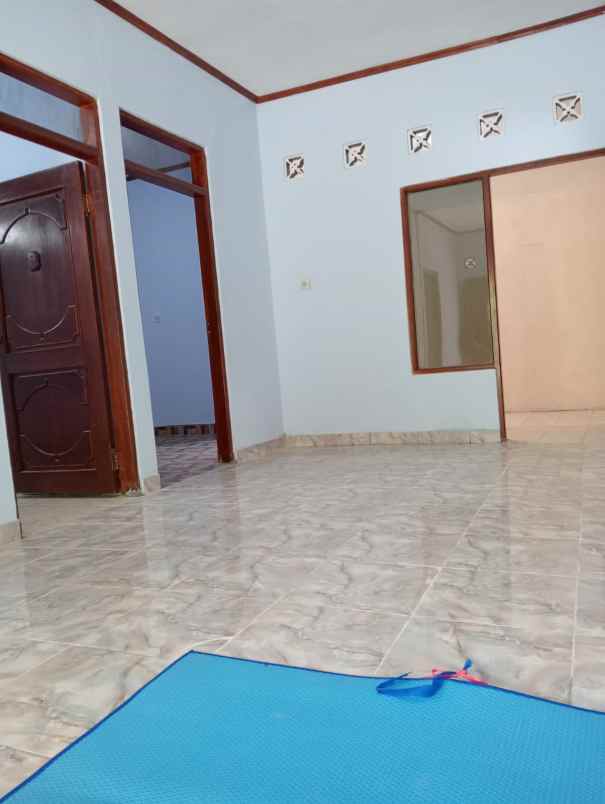 dijual rumah jl karangjati
