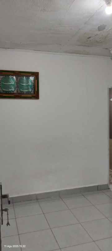 dijual rumah jl karya 1