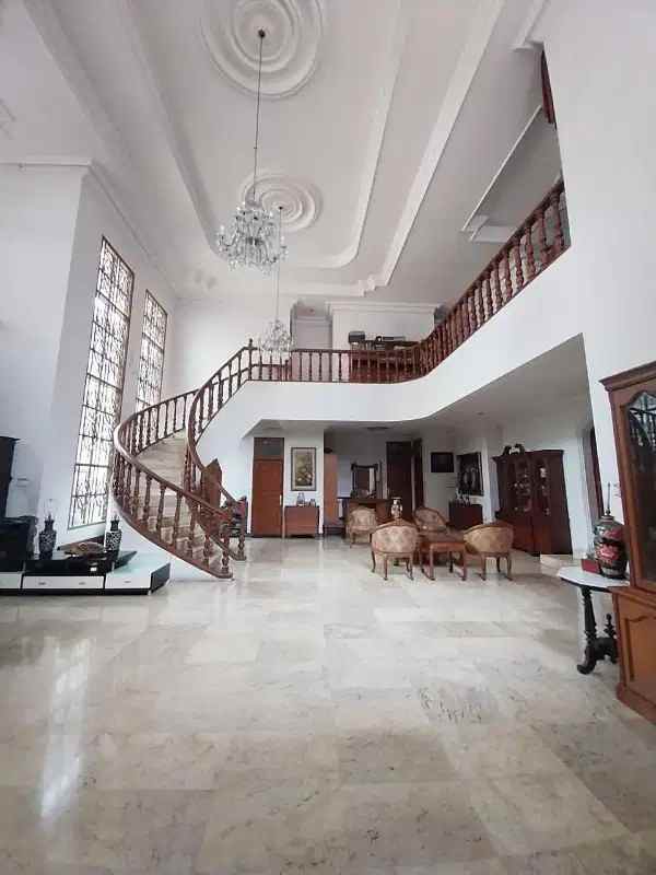 dijual rumah jl metro pondok indah