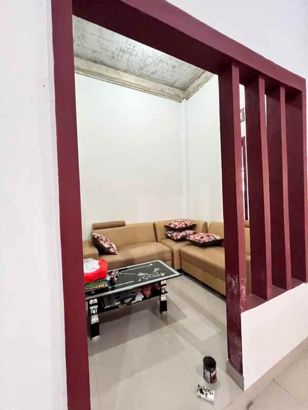 dijual rumah jl muhajirin