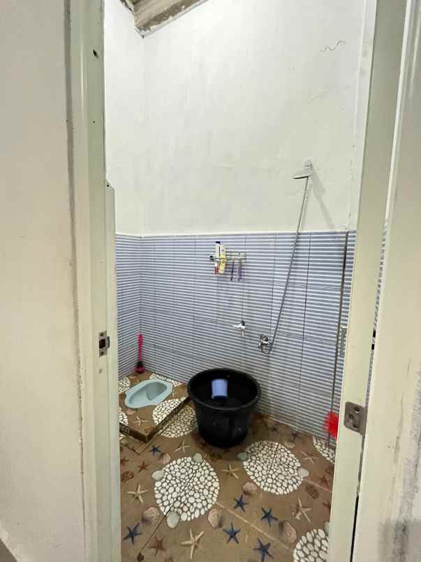 dijual rumah jl muhajirin