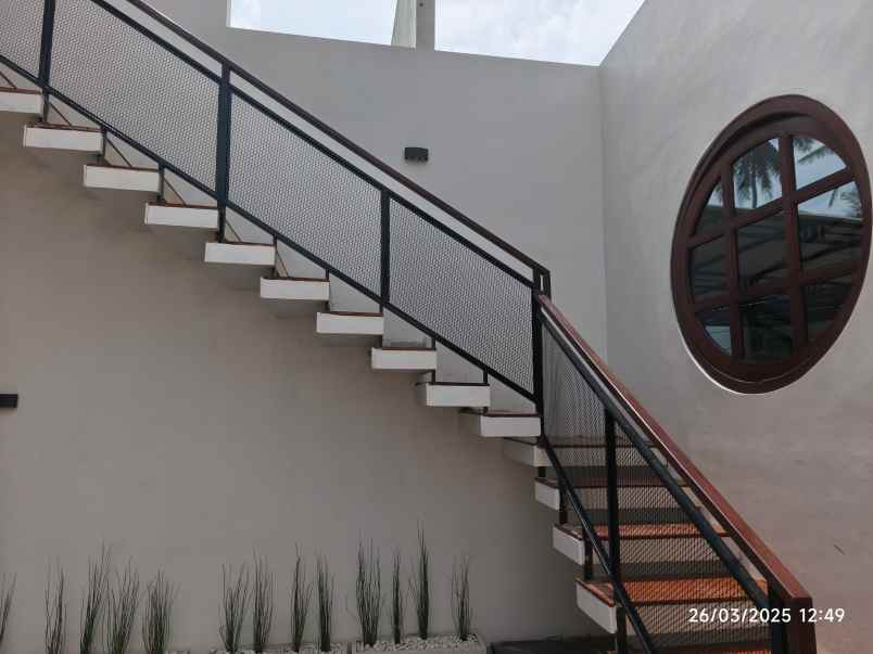 dijual rumah jl palagan km 14 turi