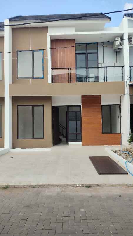 dijual rumah jl pandawa lima raya